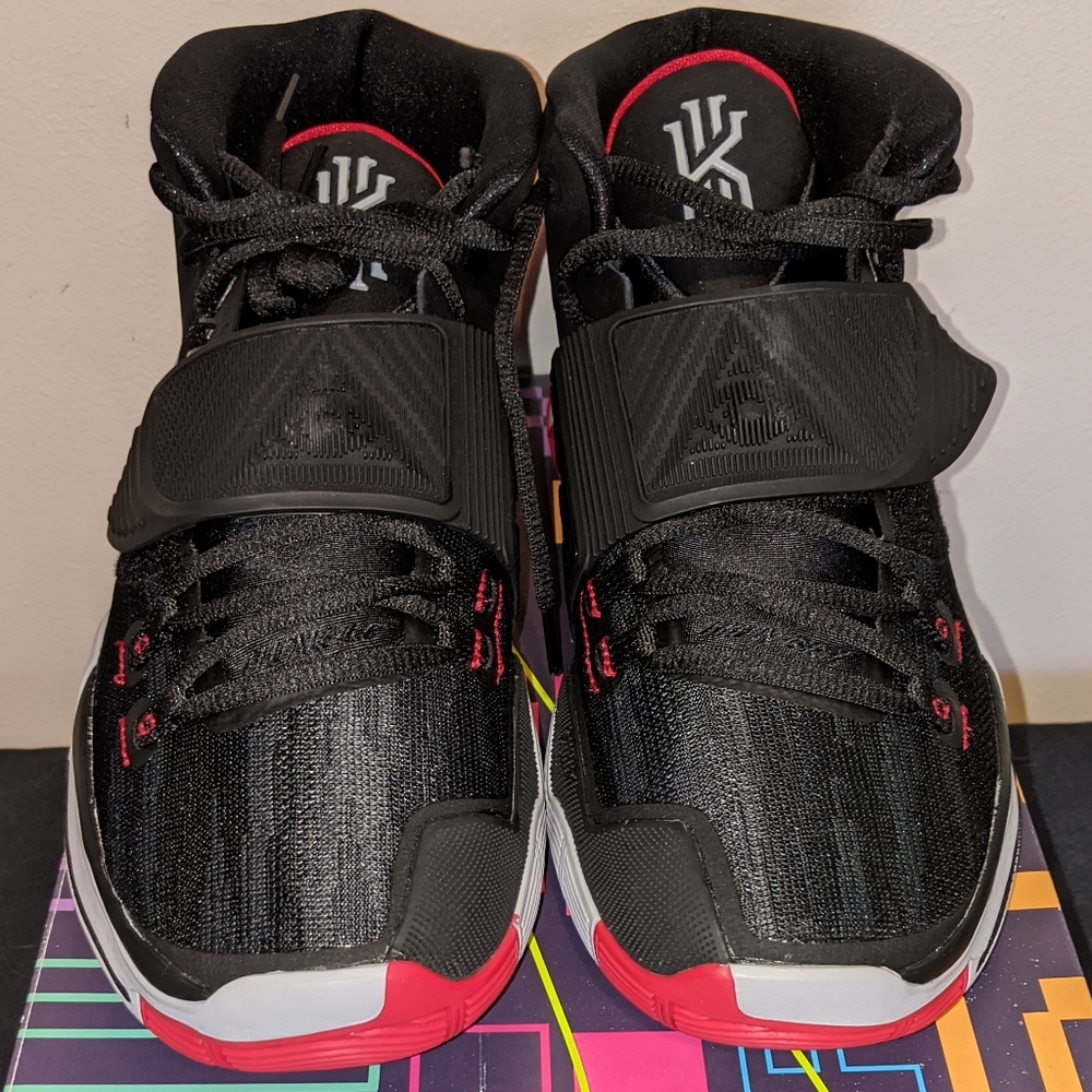 Men's Kyrie 6